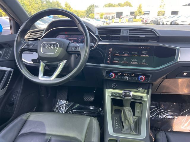 Used 2023 Audi Q3 2.0T Premium AWD/4WD image 16