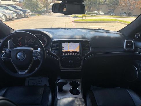 Used 2015 Jeep Grand Cherokee Summit w/ Platinum Series Group image 32