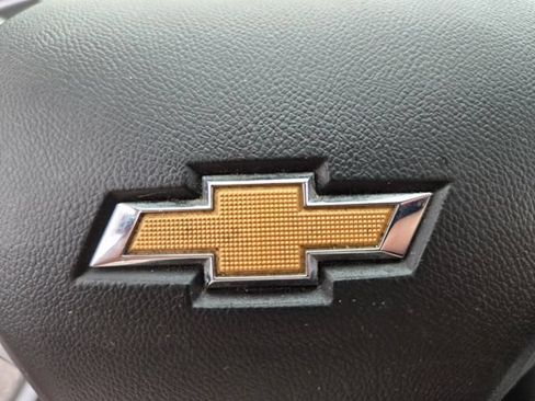 Used 2022 Chevrolet Malibu LT FWD image 32