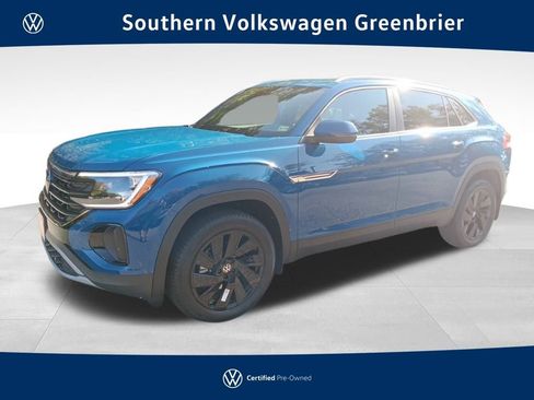 Used 2025 Volkswagen Atlas Cross Sport SE w/ Panoramic Sunroof Package image 1
