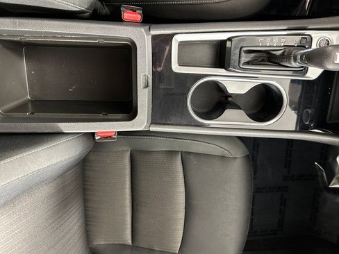 Used 2024 Nissan Altima 2.5 SV image 14