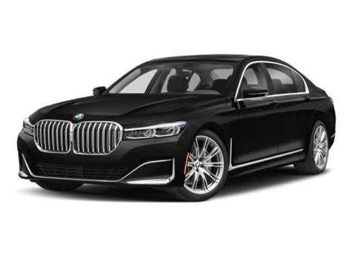 Used 2022 BMW 740i w/ M Sport Package RWD image 4