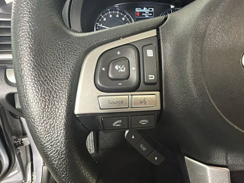 Used 2017 Subaru Forester 2.5i Premium AWD/4WD image 20
