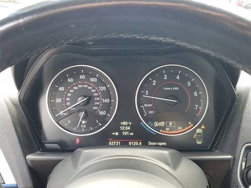 Used 2016 BMW M235i Convertible image 22