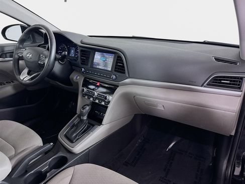 Used 2019 Hyundai Elantra Value Edition image 27