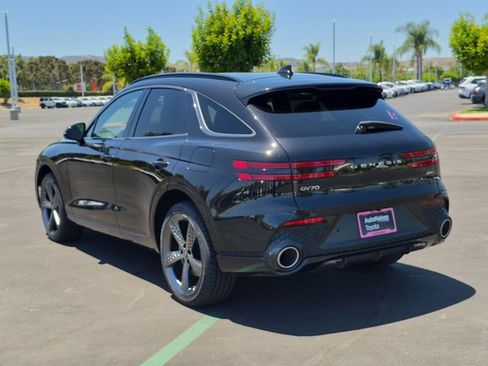 Used 2022 Genesis GV70 2.5T w/ Sport Prestige Package AWD/4WD image 8