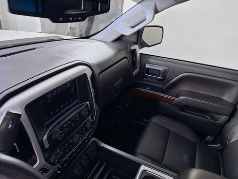 Used 2018 GMC Sierra 1500 SLT AWD/4WD image 6