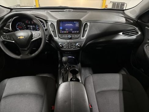Used 2024 Chevrolet Malibu LT FWD image 10