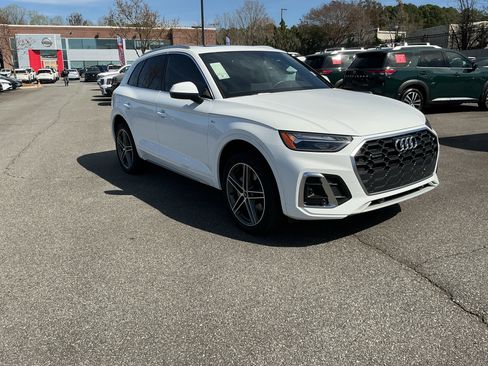Used 2025 Audi Q5 e Premium image 5
