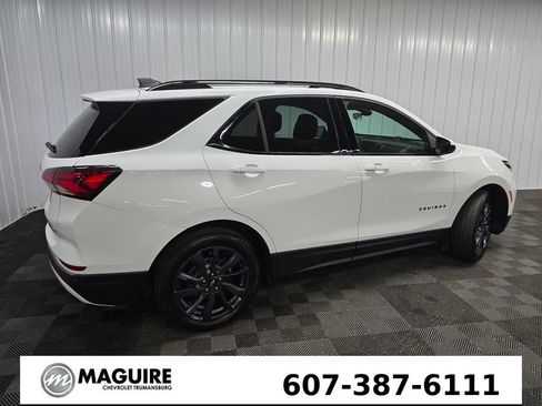 Used 2022 Chevrolet Equinox RS AWD/4WD image 3