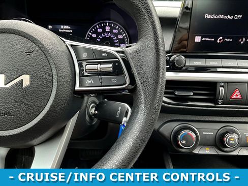 Used 2024 Kia Forte LXS FWD image 11
