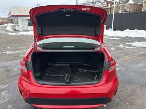 Certified 2021 Toyota Corolla LE image 28