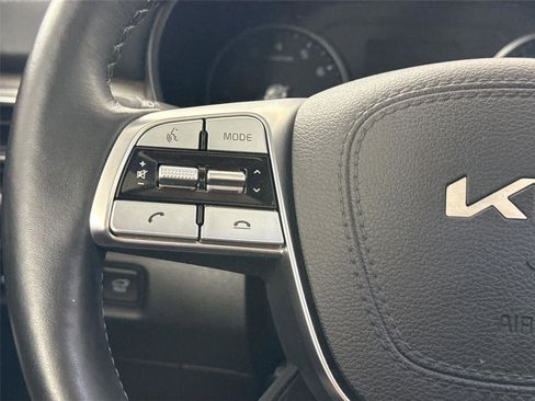 Used 2022 Kia Telluride EX w/ EX Premium Package image 18