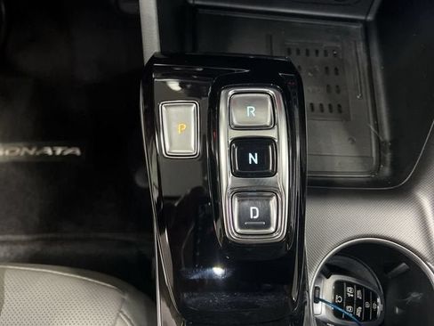 Used 2020 Hyundai Sonata Limited w/ Cargo Package FWD image 16