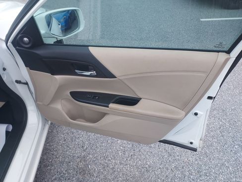Used 2014 Honda Accord EX-L image 24