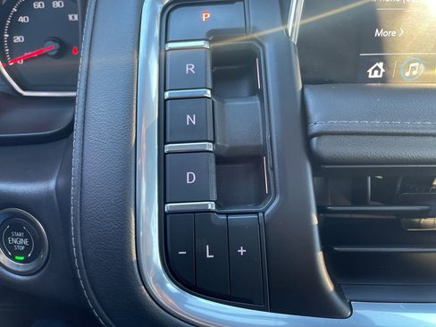 Used 2021 Chevrolet Tahoe Z71 w/ Z71 Signature Package image 33