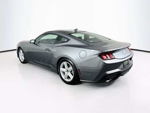 Used 2026 Ford Mustang Premium RWD image 5
