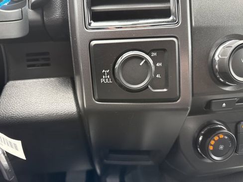 Used 2017 Ford F150 XLT w/ Equipment Group 301A Mid AWD/4WD image 22