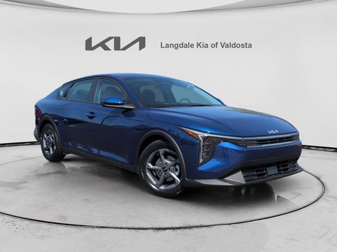 New 2026 Kia K4 FWD image 2