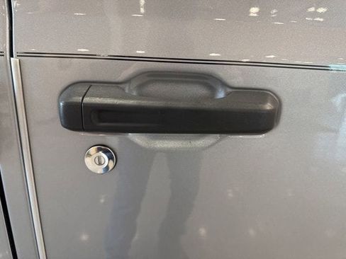 Used 2020 Jeep Wrangler Unlimited Sport S image 22