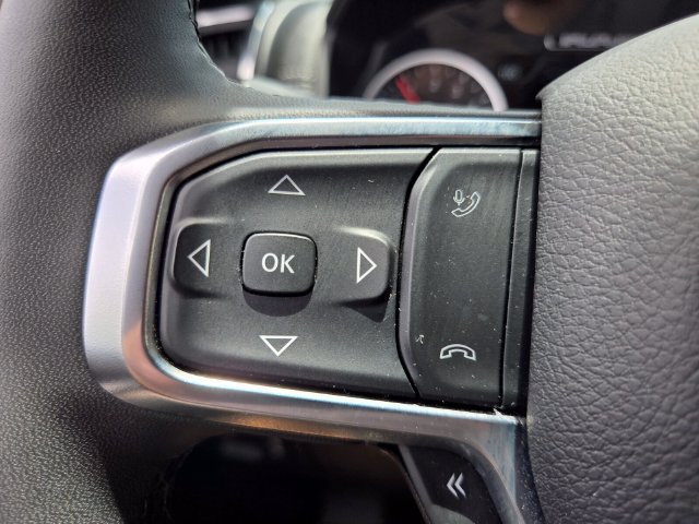 Used 2026 RAM 1500 Laramie AWD/4WD image 32