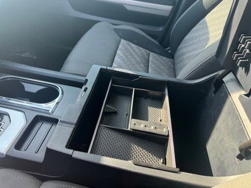 Used 2018 Toyota Tundra SR5 w/ SR5 Upgrade Package image 23