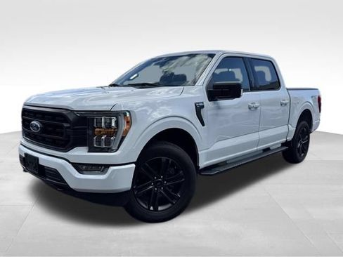 Used 2021 Ford F150 XLT w/ Equipment Group 302A High AWD/4WD image 4