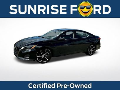 Used 2023 Nissan Altima 2.5 SR
