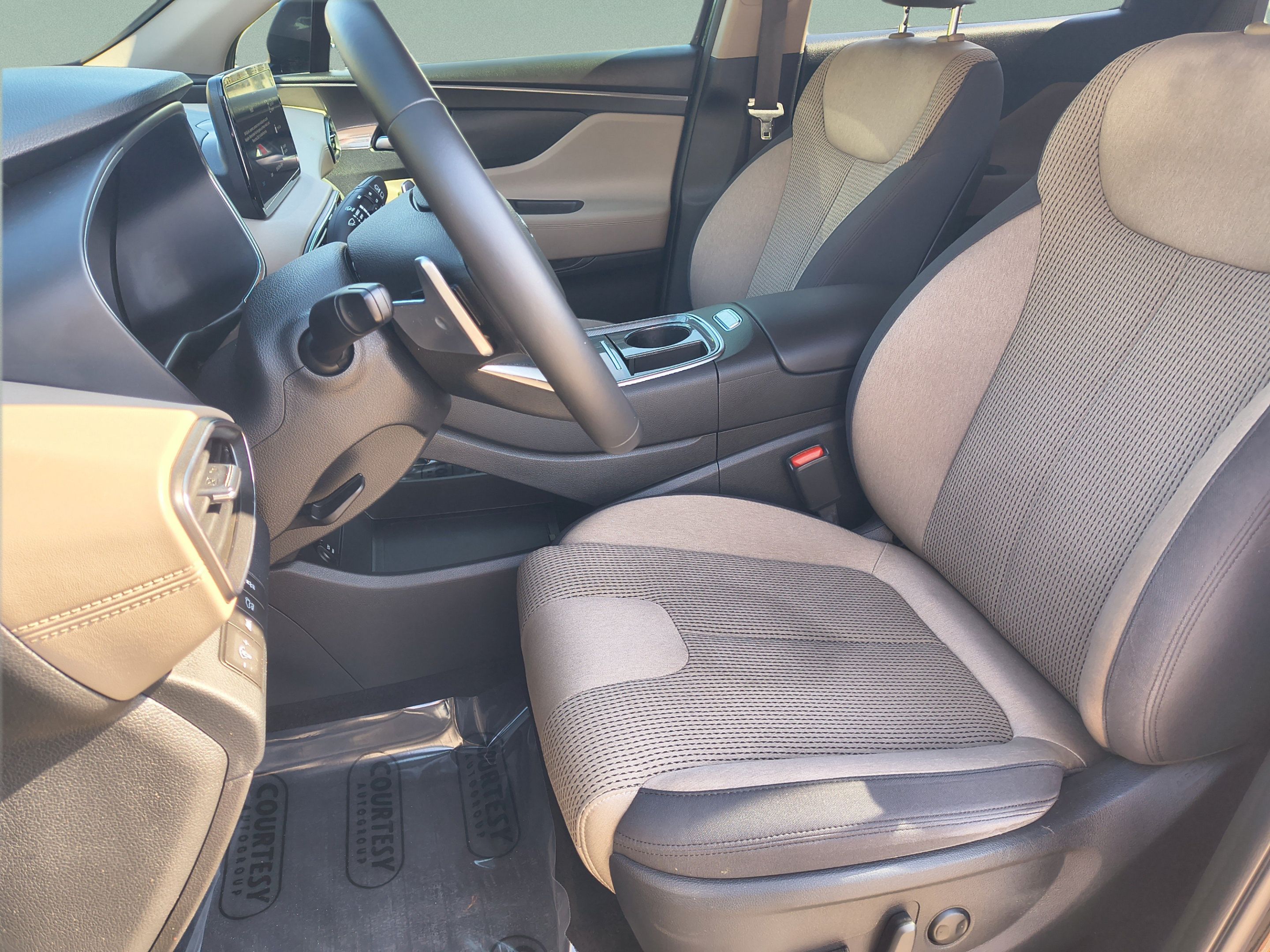 Used 2023 Hyundai Santa Fe SEL AWD/4WD image 19