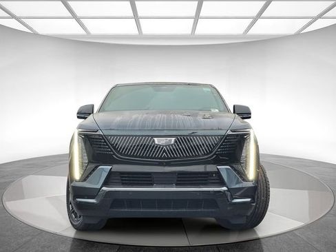 New 2025 Cadillac Escalade IQ Sport 2 w/ LPO, ONYX Package image 2