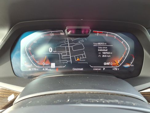 Used 2020 BMW X7 xDrive40i w/ M Sport Package AWD/4WD image 16