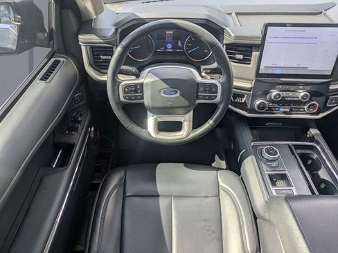 Used 2024 Ford Expedition Max XLT RWD image 17