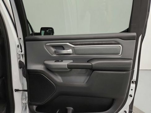 Used 2022 RAM 1500 Big Horn AWD/4WD image 39