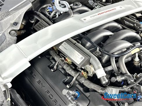 Used 2020 Ford Mustang Shelby GT350 w/ Technology Package image 40