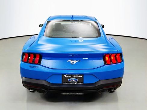 Used 2024 Ford Mustang Coupe image 6