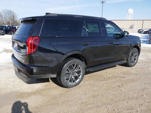 New 2026 Ford Expedition Platinum w/ Stealth Appearance Package image 4