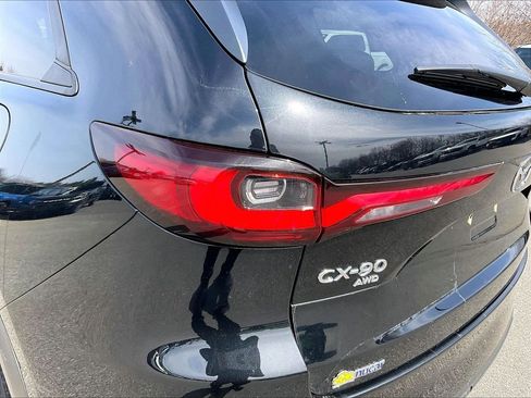 Used 2025 MAZDA CX-90 3.3 Turbo w/ Preferred Package image 32