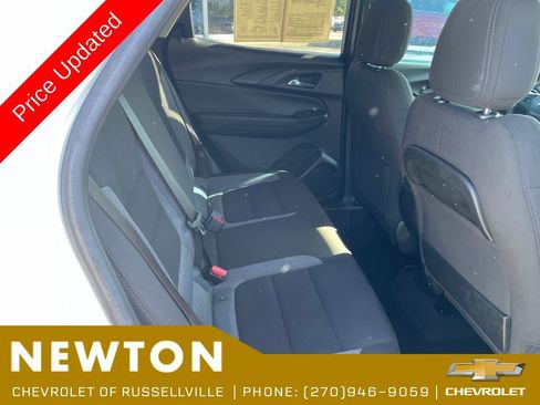 Used 2023 Chevrolet TrailBlazer LT FWD image 27