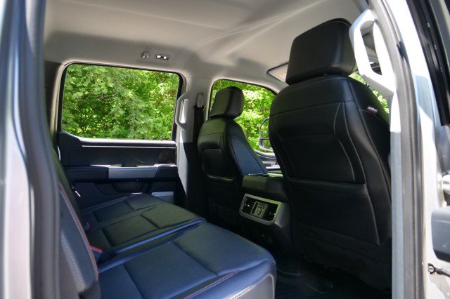 Used 2024 Ford F250 Lariat w/ Sport Appearance Package AWD/4WD image 42