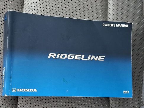 Used 2017 Honda Ridgeline RTL-E image 32