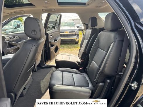 Used 2020 Chevrolet Traverse Premier w/ Redline Edition AWD/4WD image 37