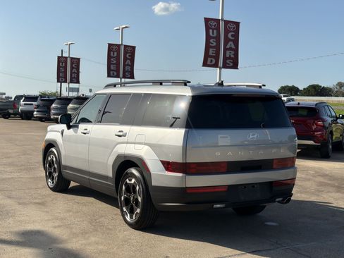 Used 2026 Hyundai Santa Fe SEL FWD image 3
