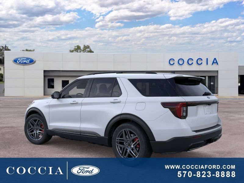 New 2026 Ford Explorer ST-Line w/ ST-Line Street Pack AWD/4WD image 4