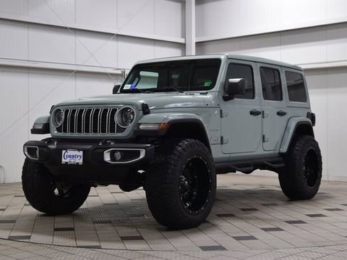 Used 2024 Jeep Wrangler Sahara w/ Technology Group image 3