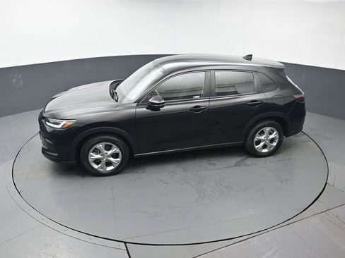 Certified 2023 Honda HR-V LX image 34
