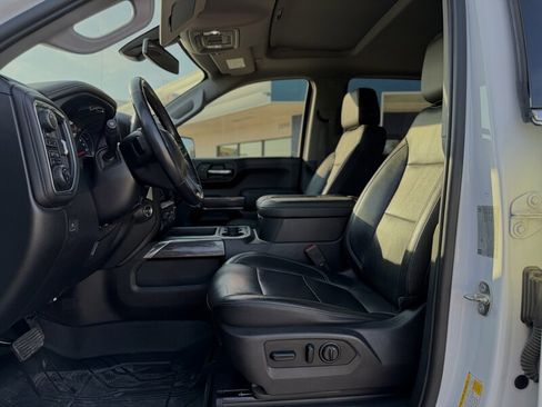 Used 2019 Chevrolet Silverado 1500 LTZ w/ LTZ Texas Edition image 3