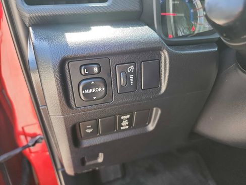 Used 2016 Toyota 4Runner SR5 Premium RWD image 19