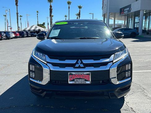 Used 2022 Mitsubishi Outlander Sport SE image 2