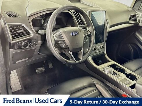 Used 2024 Ford Edge SEL AWD/4WD image 13