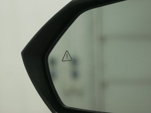 New 2025 Hyundai Elantra SE image 20